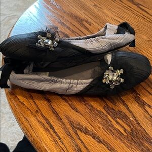 Women's slippers elegant black and silver with Floral Rhinestone Detail
